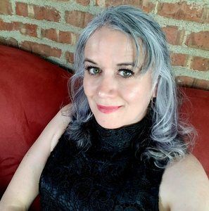 Meet your Posher, Veronica